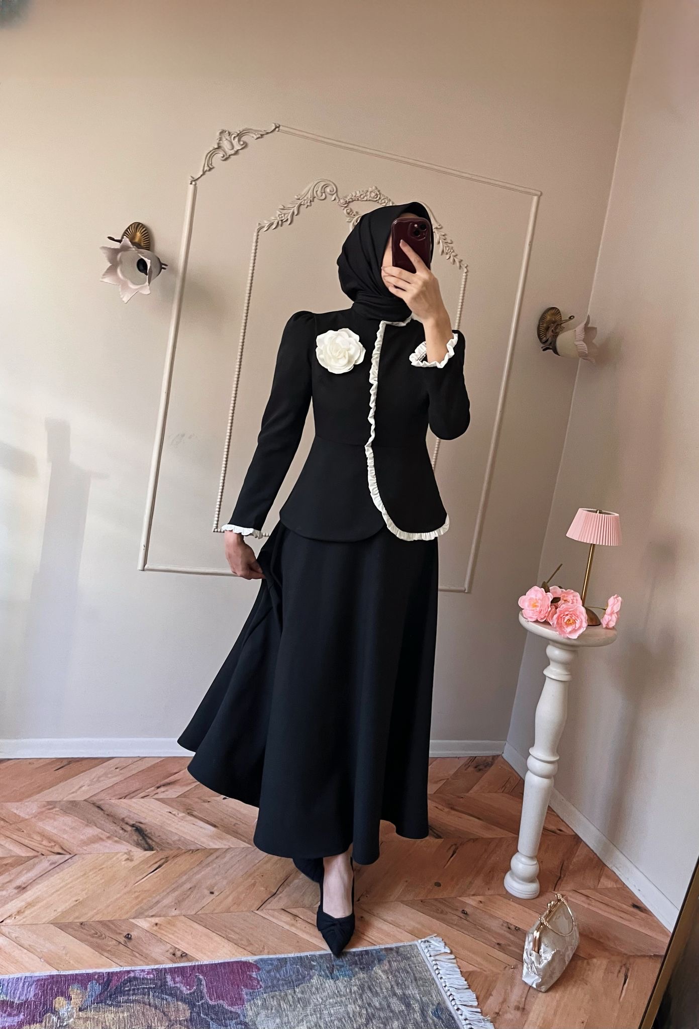 Gül Detaylı Krep Takım