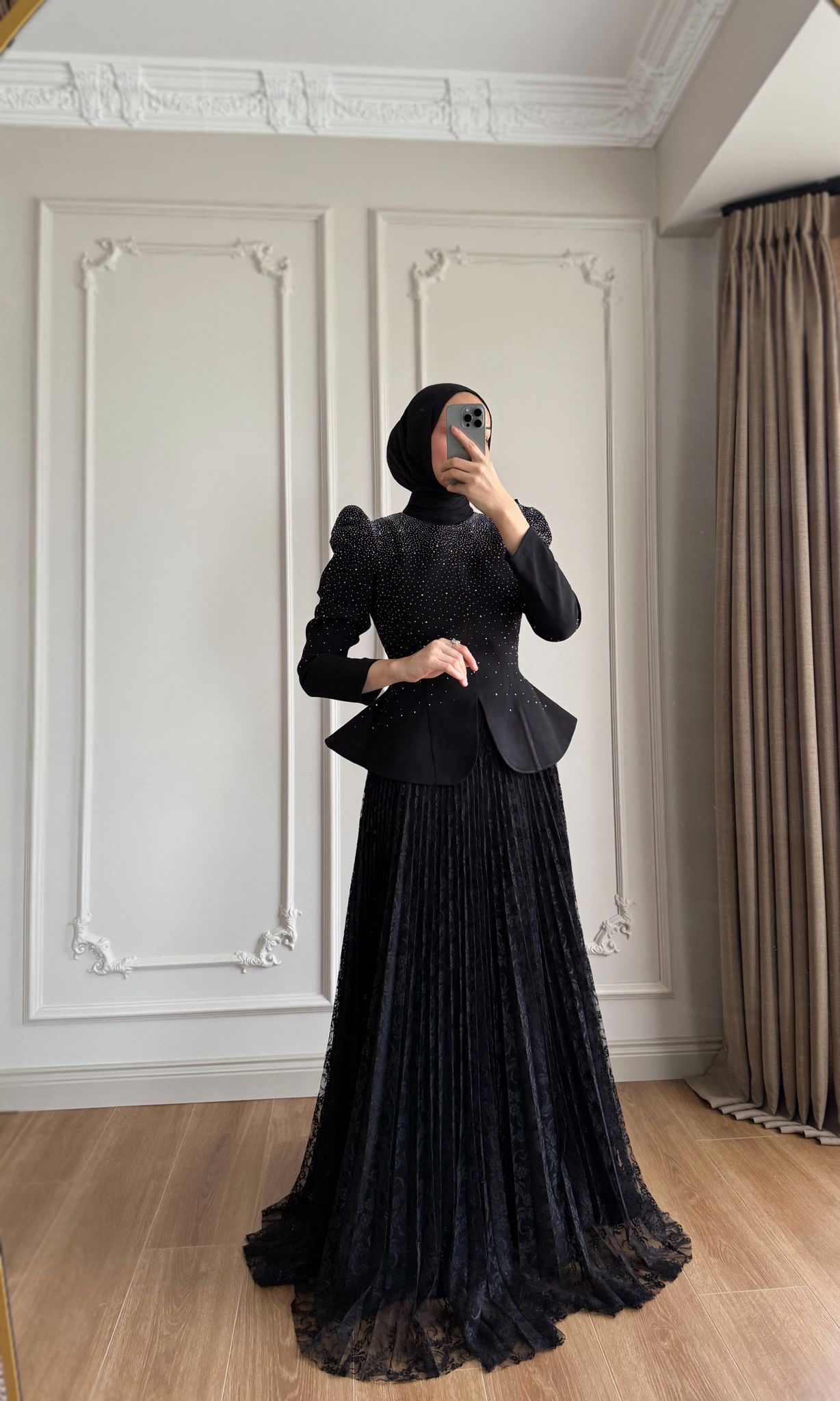 TAŞ DETAYLI TÜL ETEKLİ TAKIM